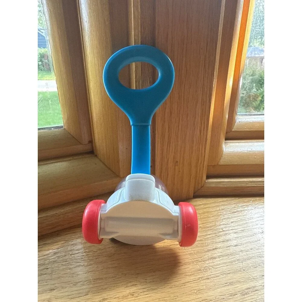 Fisher-Price Baby Corn Rattle Popper Toy For Toddlers With Handle 2014 DPF43